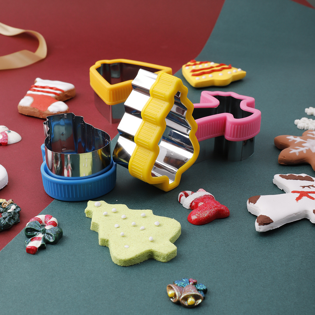 Christmas cookie cutting handg - Kitchen Baking Set review and price